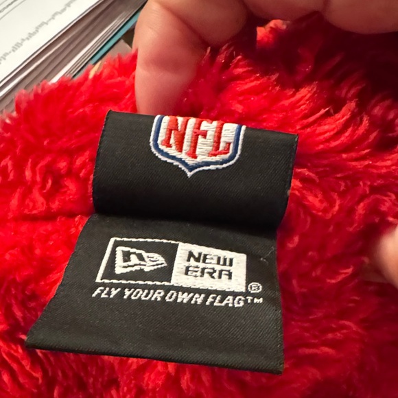 NFL 49ers Red Furry Hat - Picture 8 of 14
